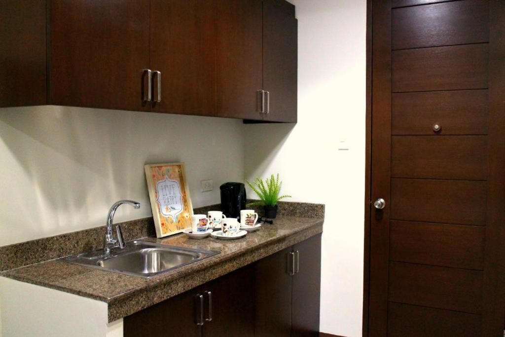 Urban Hostel Pasig City Dış mekan fotoğraf